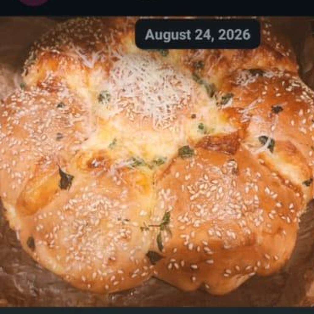 Cheese Brioche Crown